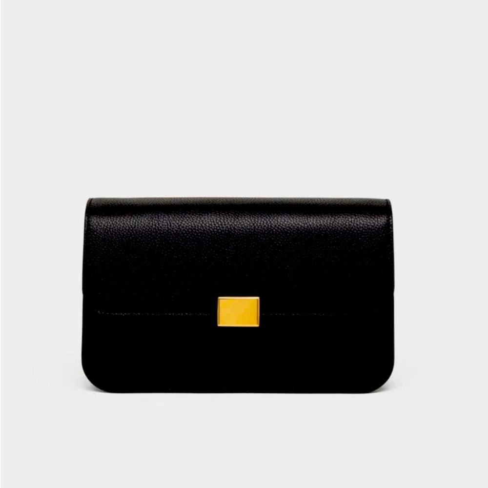 The Curated Classic Shoulder Bag - Smooth